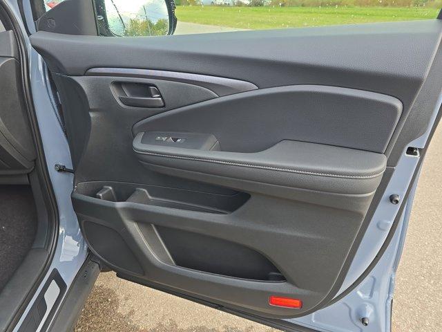 new 2025 Honda Ridgeline car, priced at $41,755