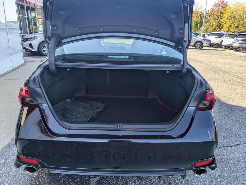 2021 Midnight Black Metallic Toyota Avalon