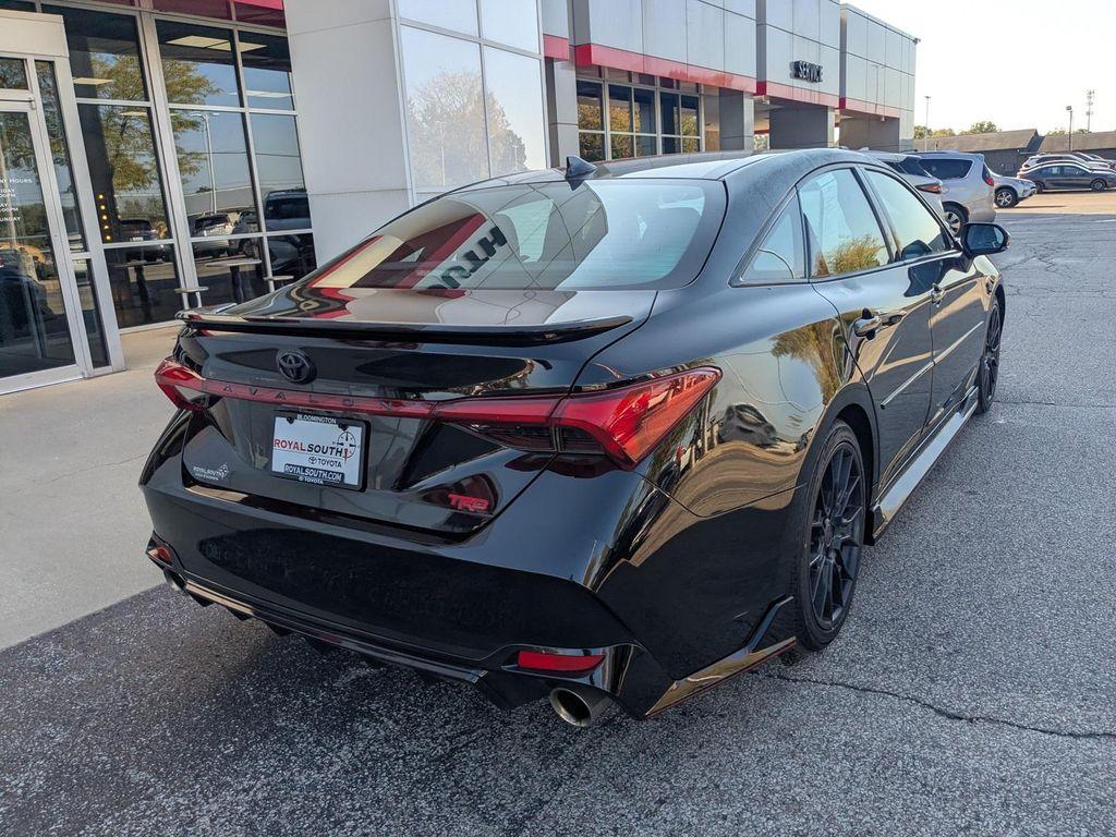 2021 Midnight Black Metallic Toyota Avalon