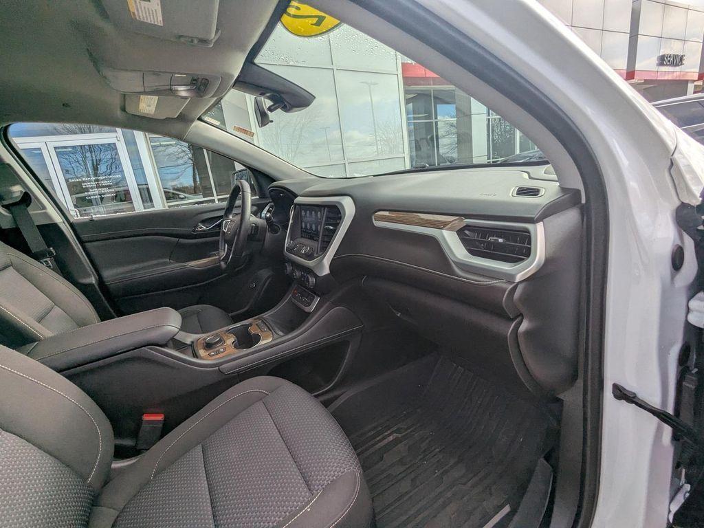 used 2022 GMC Acadia car, priced at $23,555