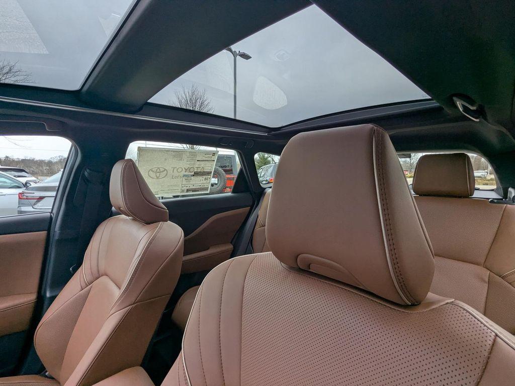 new 2025 Toyota Crown Signia car, priced at $52,605