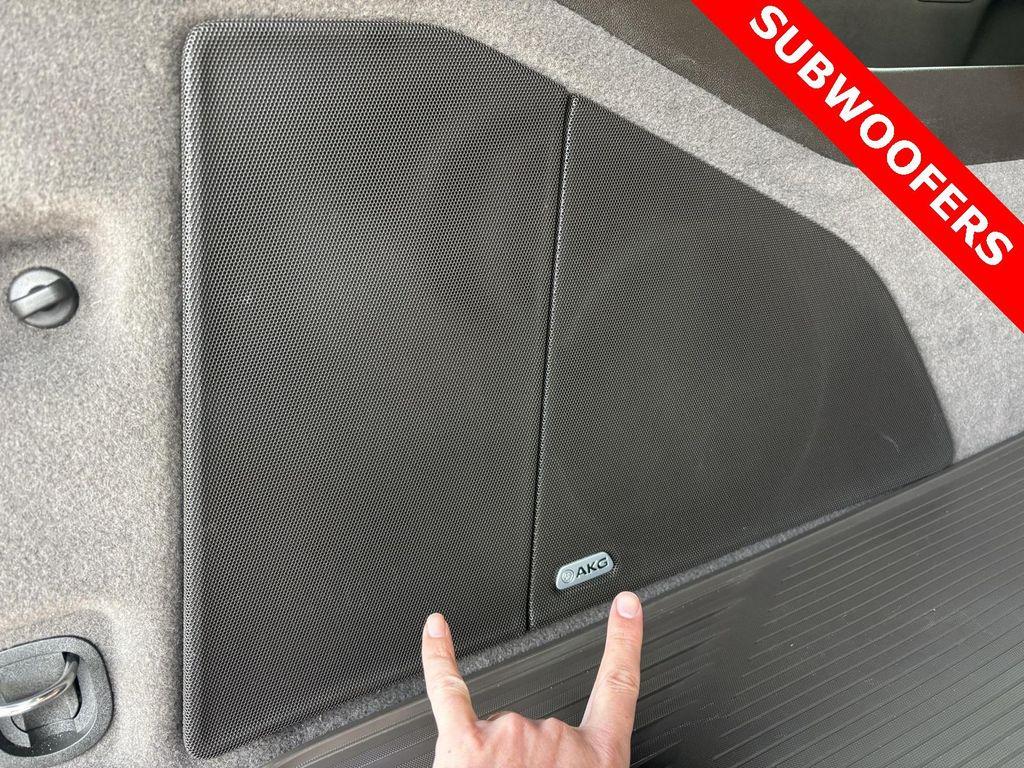 used 2023 Cadillac Escalade ESV car, priced at $82,999