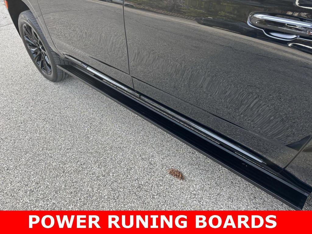 used 2023 Cadillac Escalade ESV car, priced at $82,999