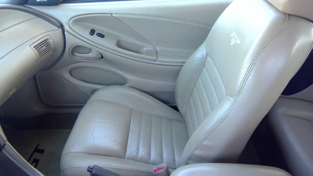 used 2000 Ford Mustang car, priced at $10,995