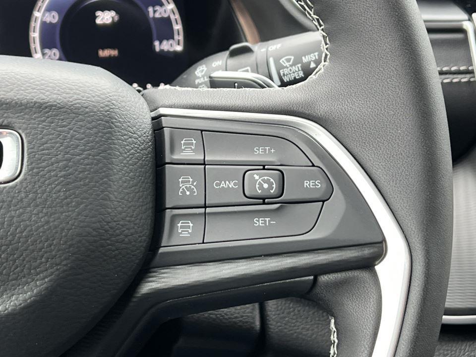 new 2025 Jeep Grand Cherokee car, priced at $40,648