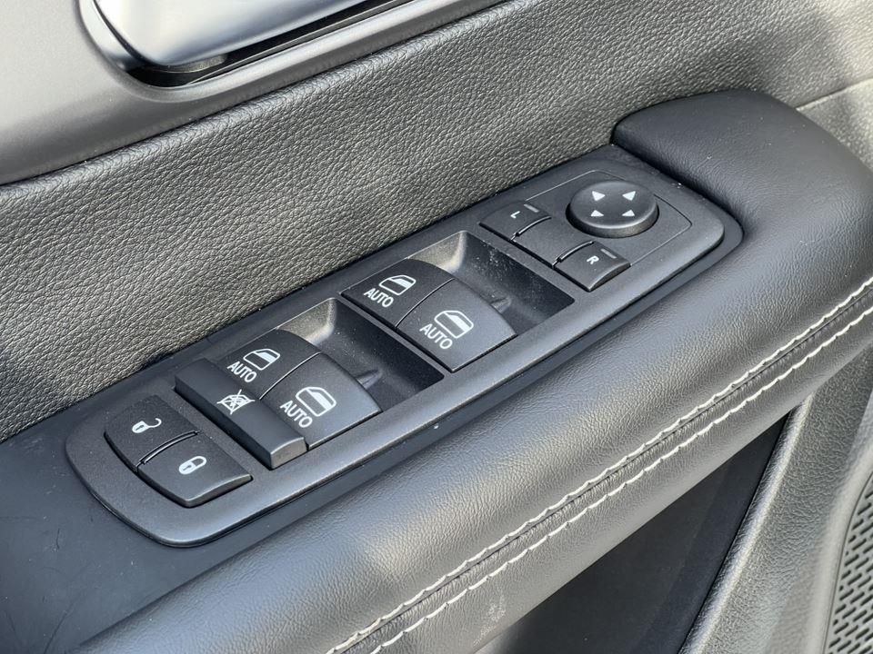 new 2026 Chrysler Pacifica car, priced at $46,341