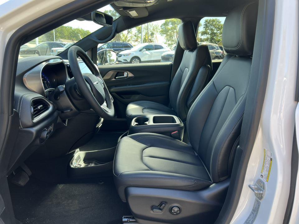 new 2026 Chrysler Pacifica car, priced at $42,187