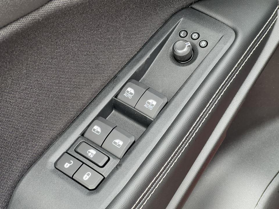 new 2026 Jeep Cherokee car, priced at $38,622