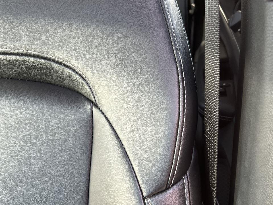 used 2024 Jeep Grand Cherokee car, priced at $35,990