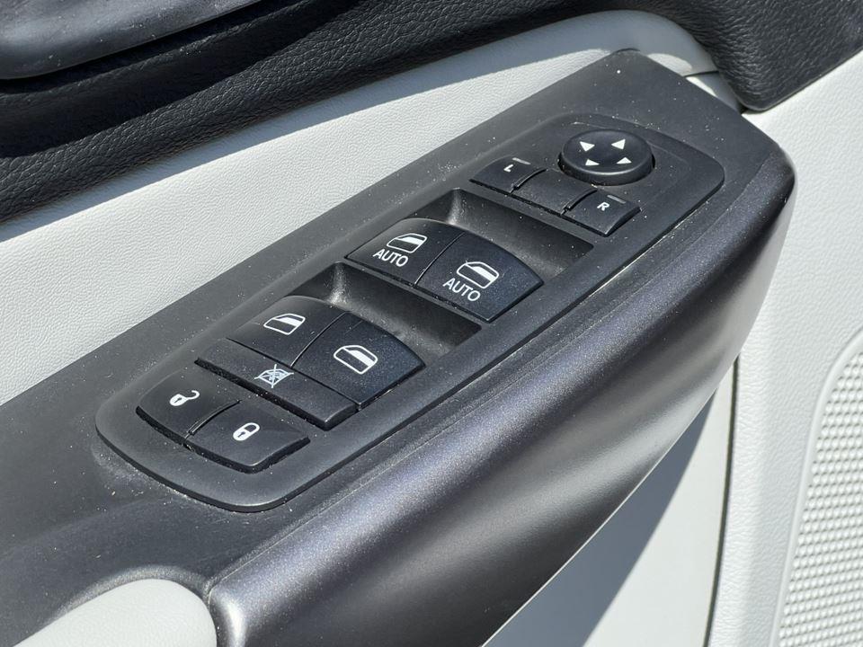 used 2019 Jeep Cherokee car, priced at $22,990