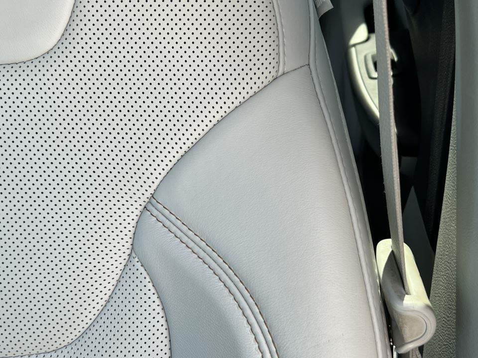 used 2019 Jeep Cherokee car, priced at $22,990