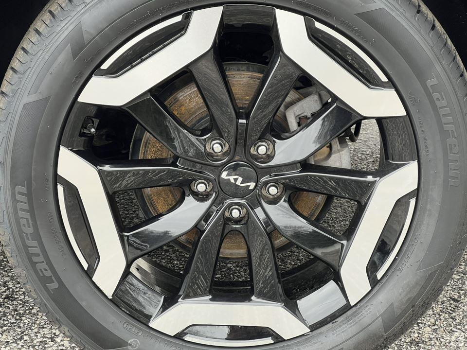 used 2025 Kia Telluride car, priced at $38,490