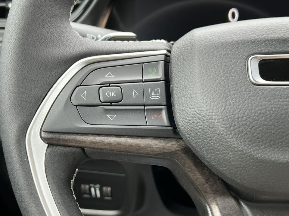 new 2026 Jeep Grand Cherokee car, priced at $46,750