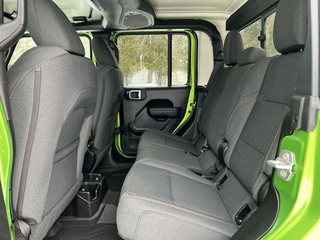 new 2026 Jeep Gladiator car, priced at $49,628