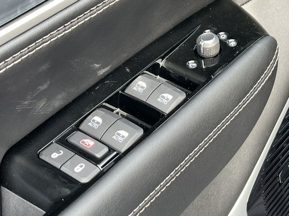 new 2026 Jeep Grand Wagoneer car, priced at $75,341