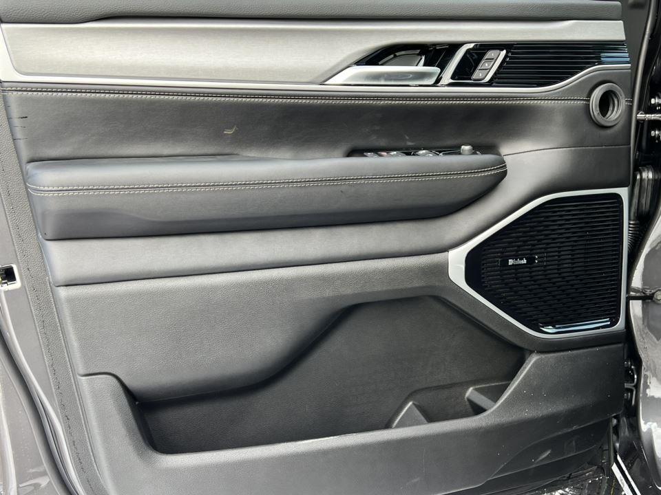 new 2026 Jeep Grand Wagoneer car, priced at $75,341
