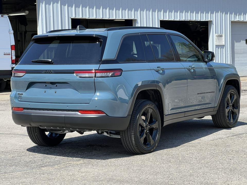 new 2026 Jeep Grand Cherokee car, priced at $51,135