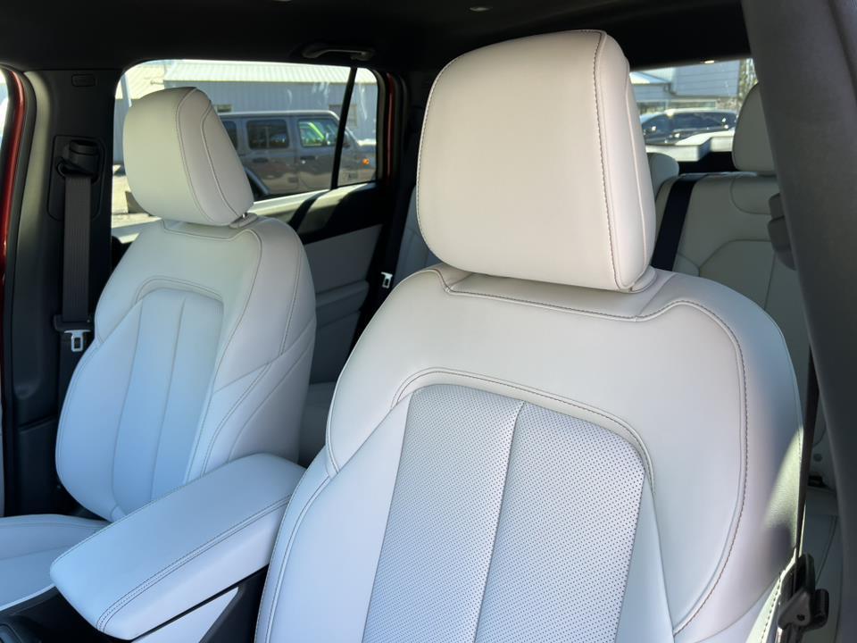 new 2026 Jeep Cherokee car, priced at $42,473