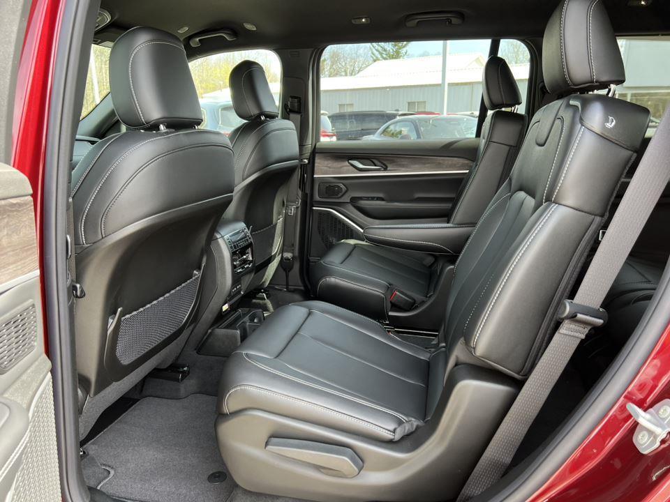 new 2026 Jeep Grand Cherokee L car, priced at $48,653