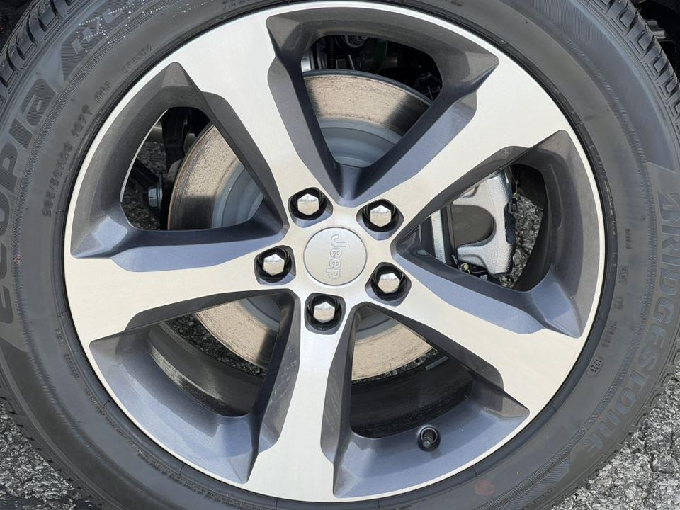 new 2026 Jeep Grand Cherokee L car, priced at $48,653