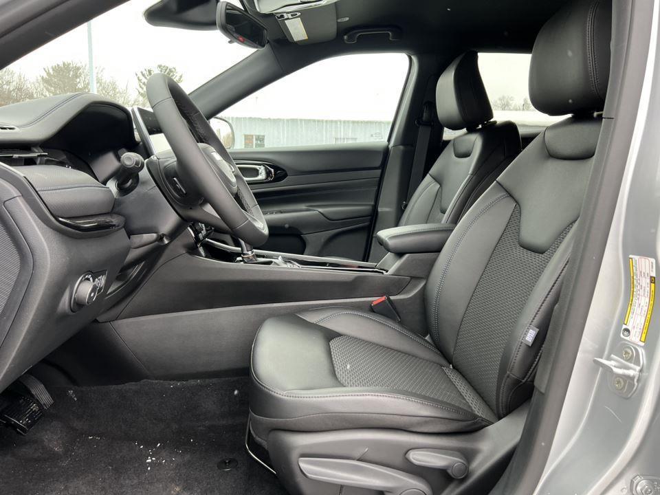 new 2026 Jeep Compass car, priced at $31,658