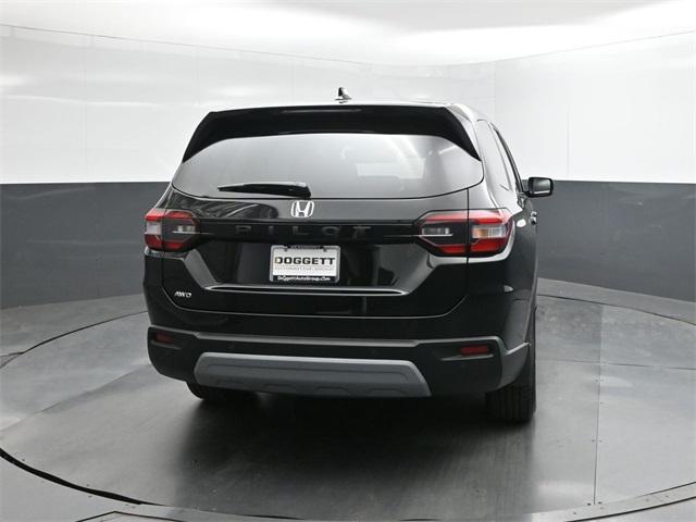 new 2025 Honda Pilot car, priced at $43,465