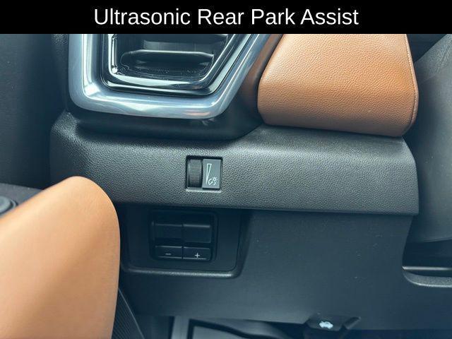 used 2024 GMC Canyon car, priced at $43,016