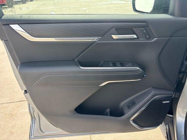 used 2024 GMC Acadia car, priced at $39,231