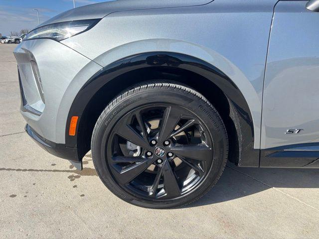 used 2025 Buick Envision car, priced at $31,995