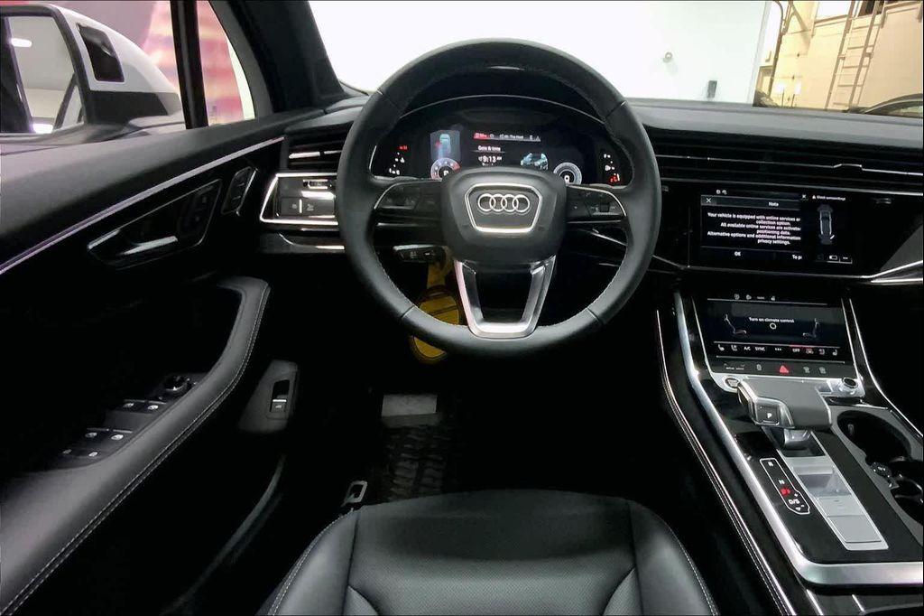 new 2026 Audi Q7 car, priced at $78,410