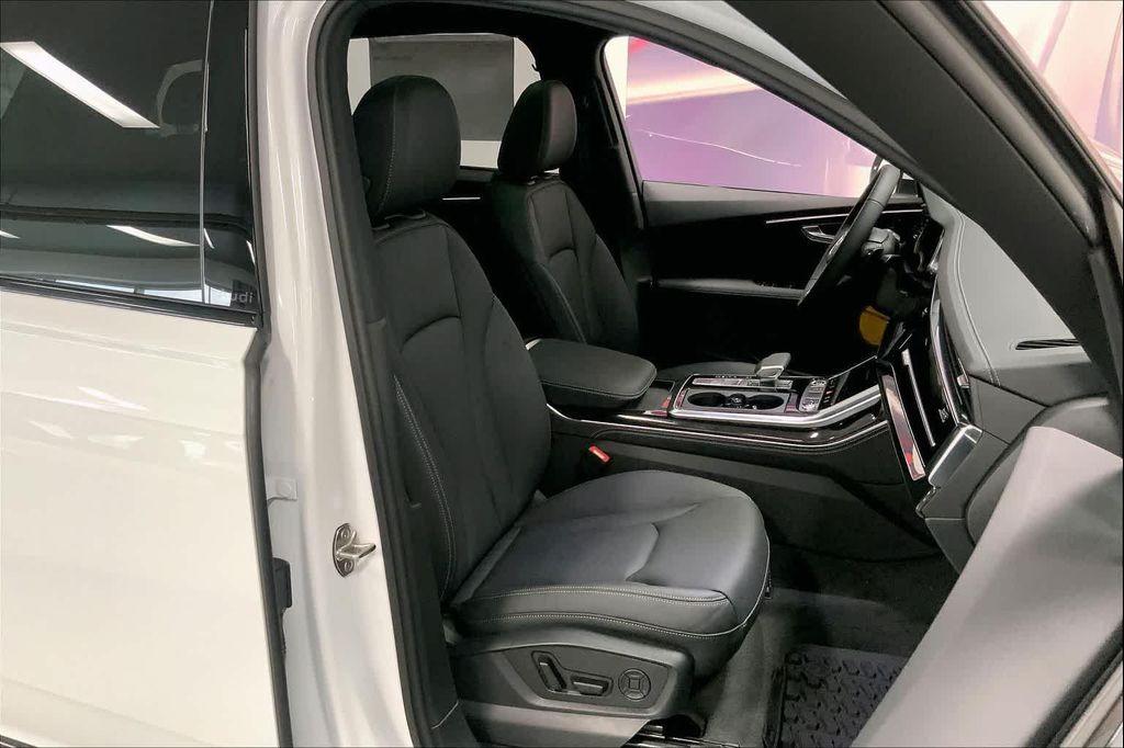 new 2026 Audi Q7 car, priced at $78,410