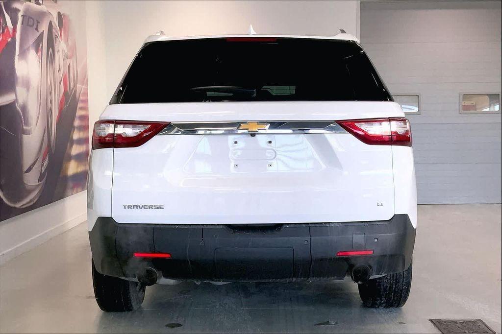 used 2018 Chevrolet Traverse car, priced at $11,390