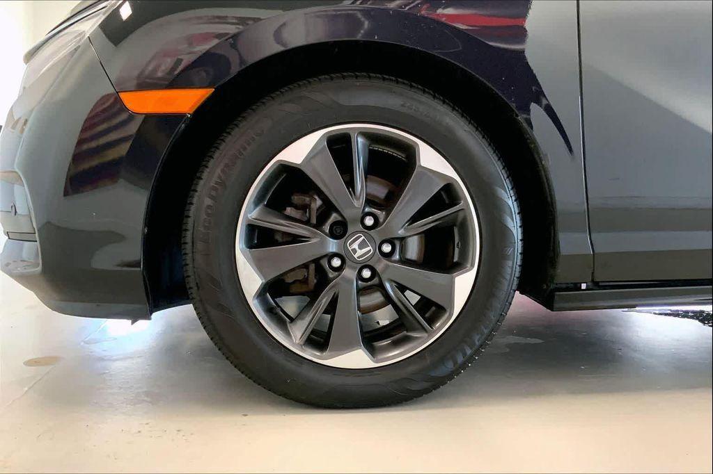 used 2023 Honda Odyssey car, priced at $42,980