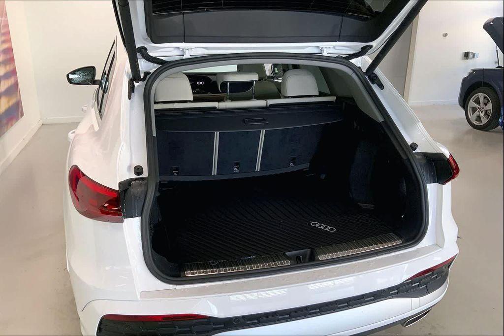 new 2025 Audi Q5 car, priced at $56,055