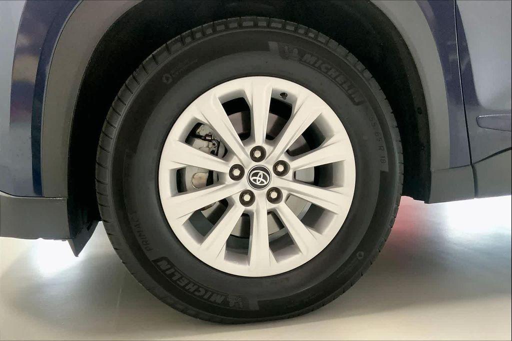used 2025 Toyota Grand Highlander car, priced at $48,990