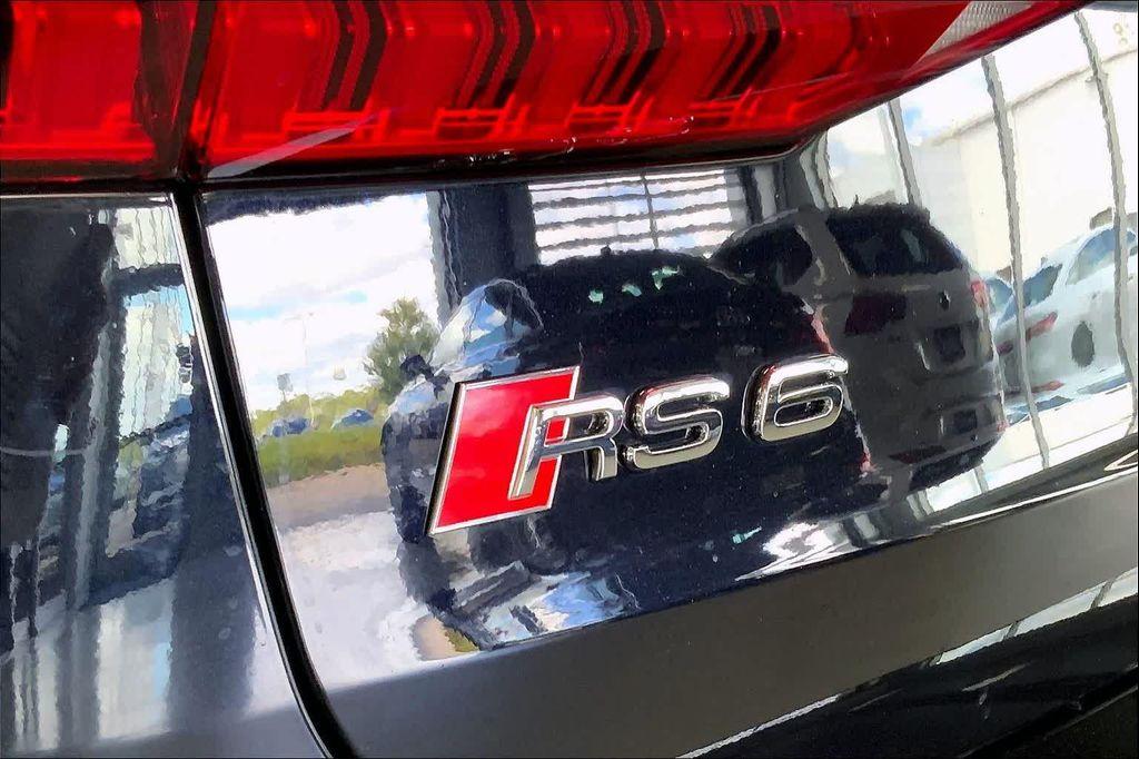new 2026 Audi RS 6 Avant car, priced at $141,215