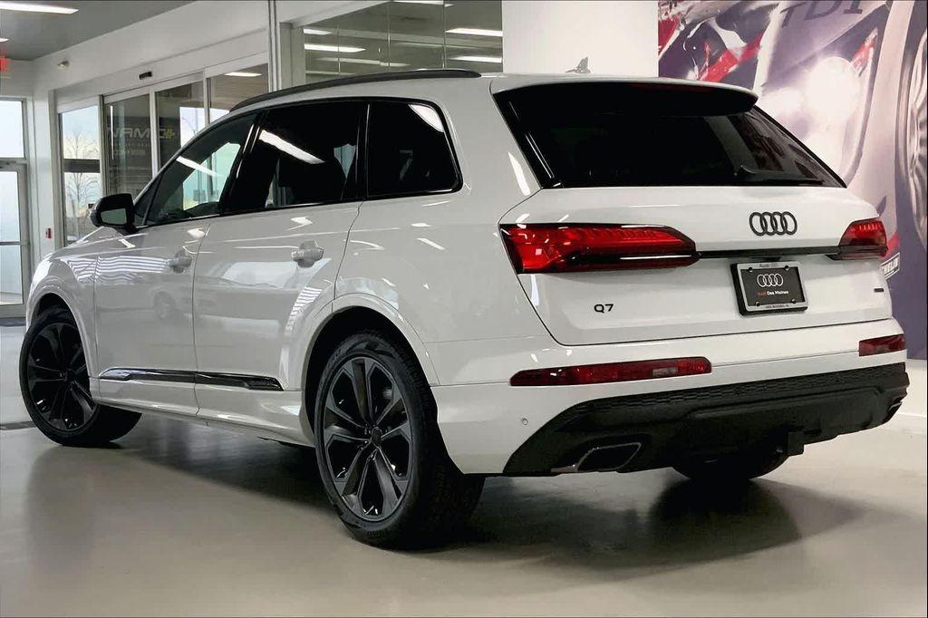 new 2026 Audi Q7 car, priced at $79,005