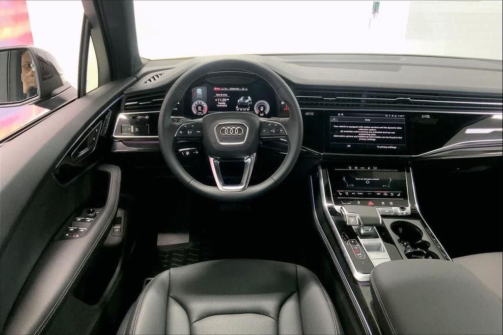 new 2026 Audi Q7 car, priced at $78,410