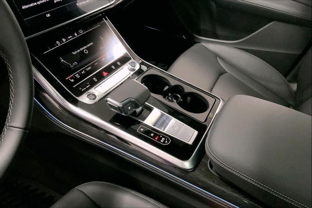 new 2026 Audi Q7 car, priced at $78,410