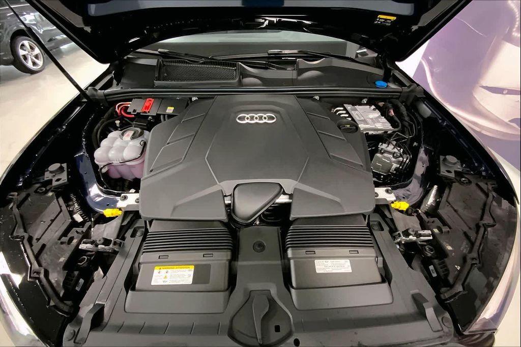 new 2026 Audi Q7 car, priced at $78,410