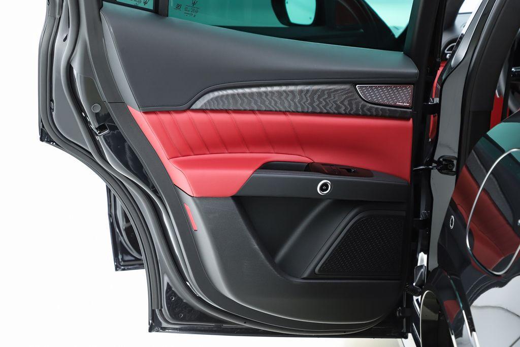 new 2026 Maserati Grecale car, priced at $91,505