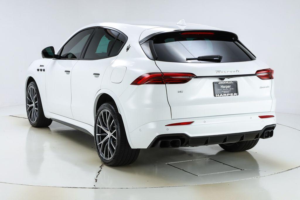 new 2026 Maserati Grecale car, priced at $91,125