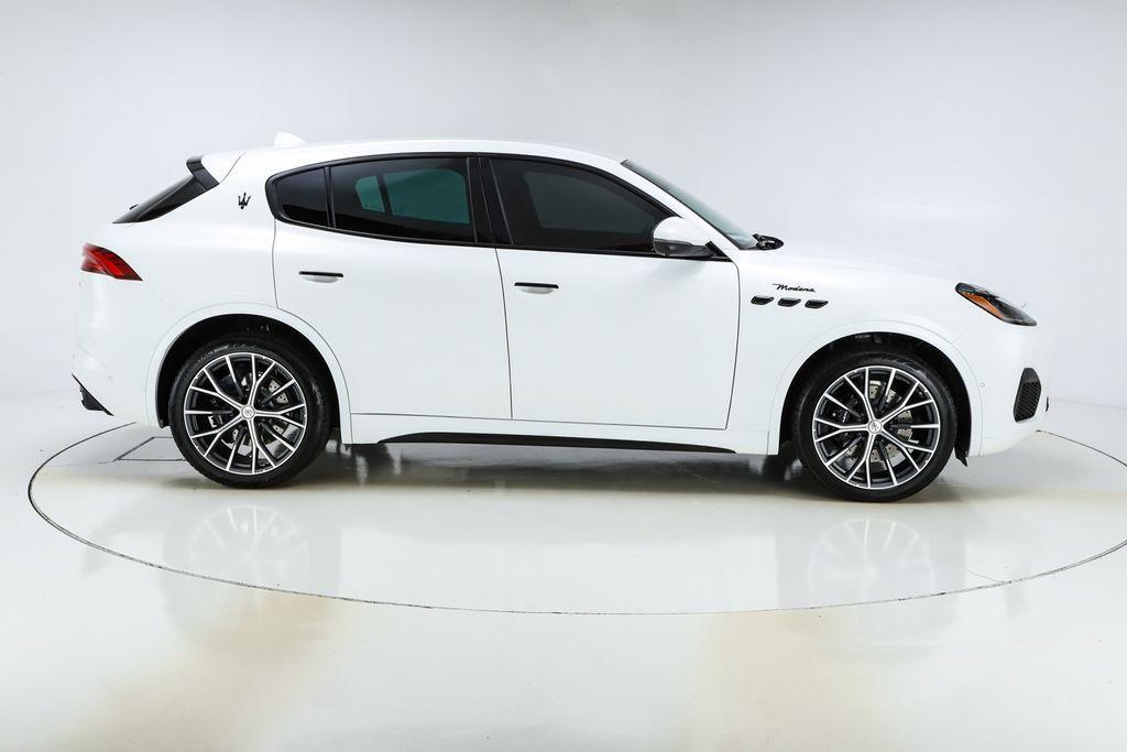 new 2026 Maserati Grecale car, priced at $91,125
