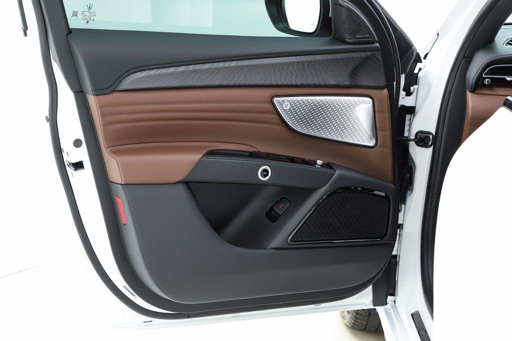 new 2026 Maserati Grecale car, priced at $91,125