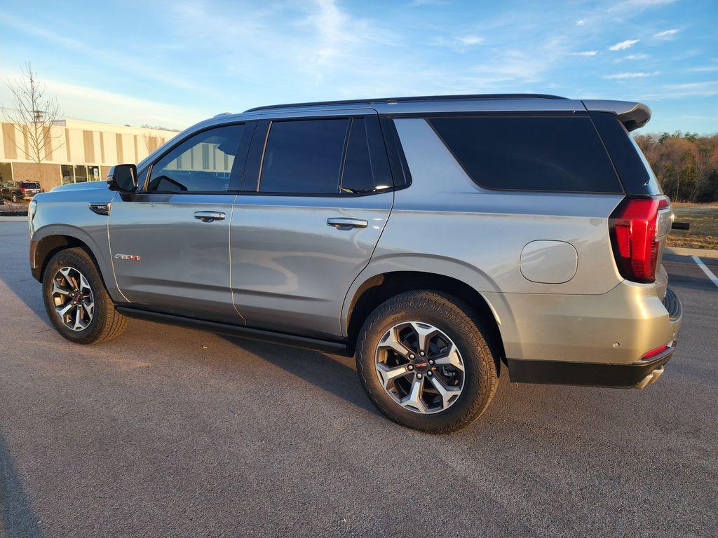 used 2025 GMC Yukon car, priced at $87,942