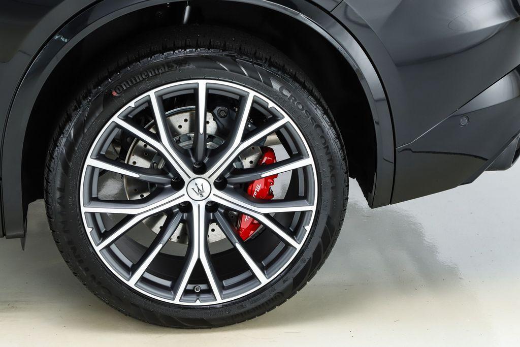 new 2026 Maserati Grecale car, priced at $91,505