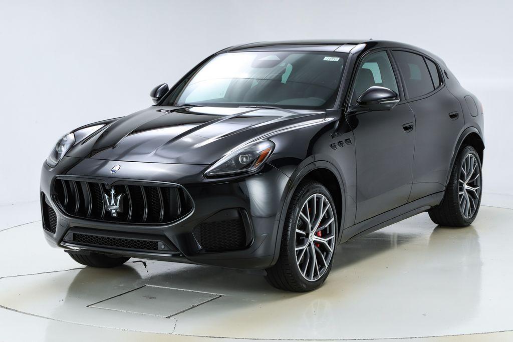 new 2026 Maserati Grecale car, priced at $93,505