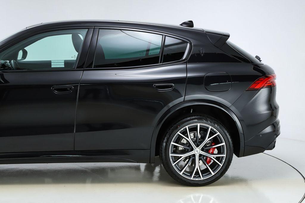 new 2026 Maserati Grecale car, priced at $91,505