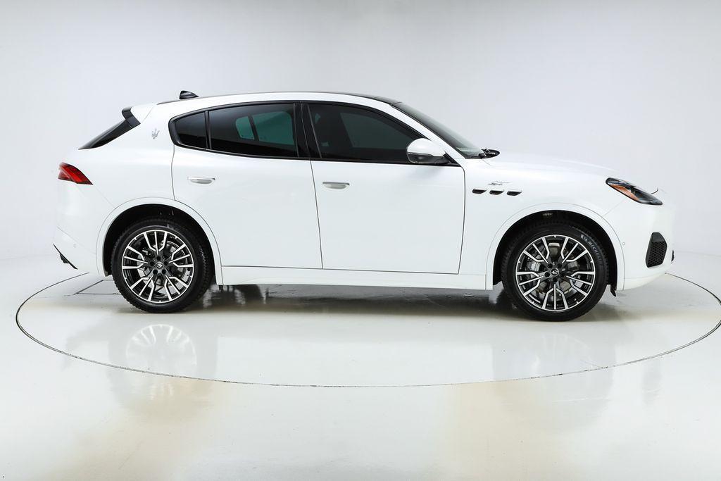 new 2024 Maserati Grecale car, priced at $64,381