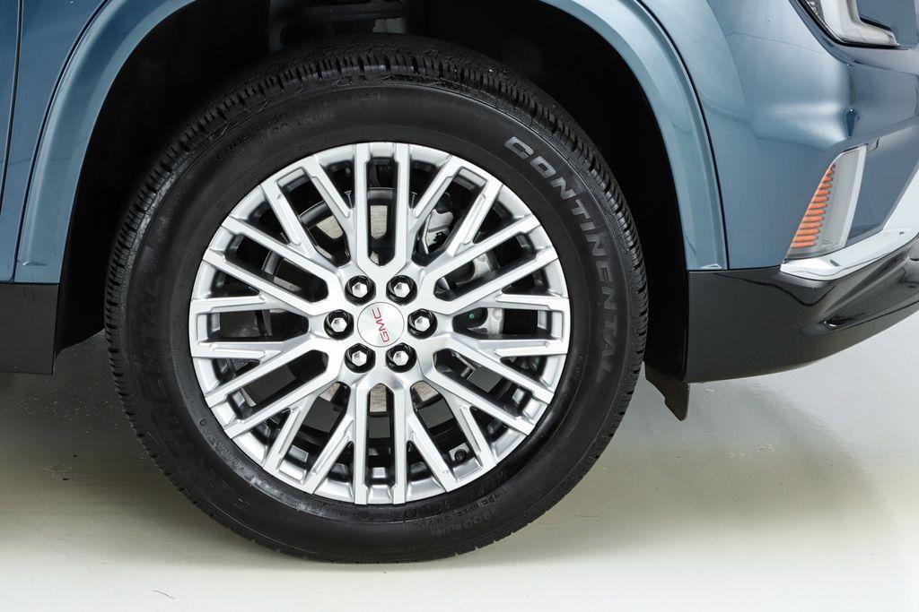 used 2025 GMC Acadia car, priced at $49,983